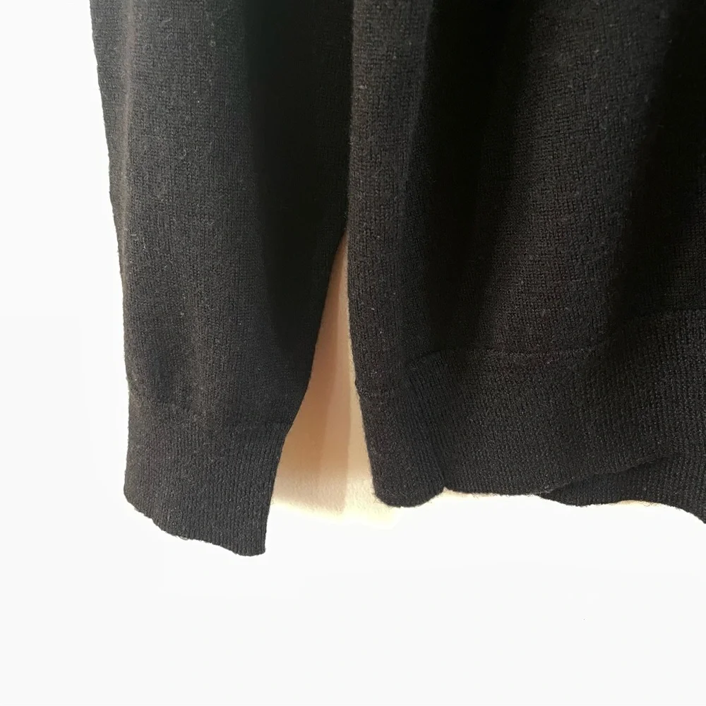 Club Room Men’s knitted sweater (size: L)